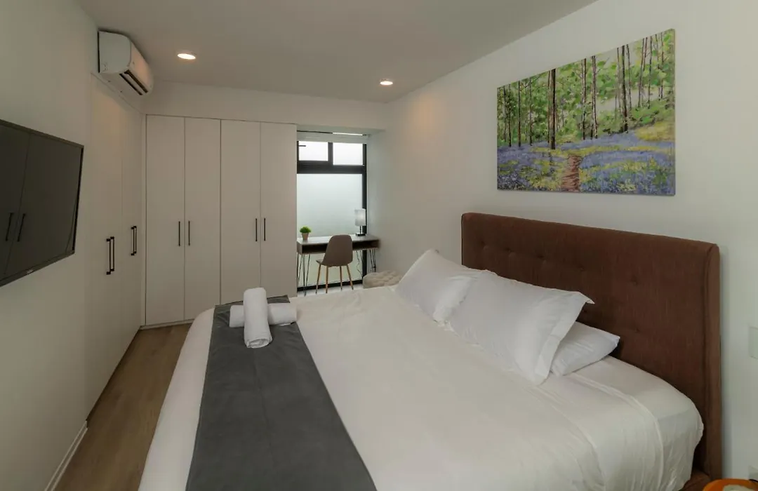 Bee Suites Escalante - San Jose-1